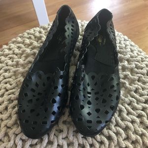 GH BASS & CO FLATS